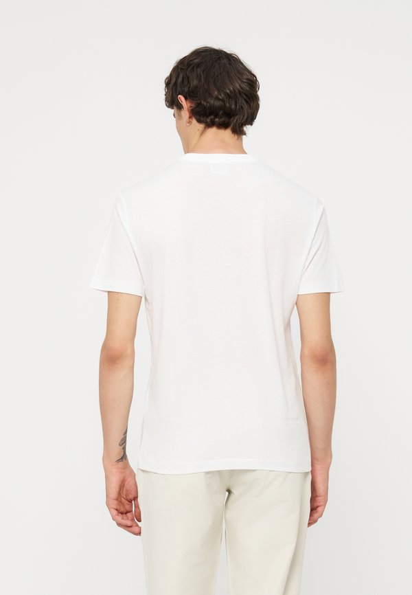 EA7 Emporio Armani