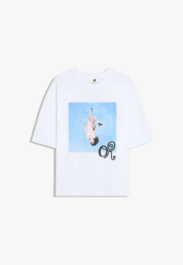Bershka OLIVIA RODRIGO OVERSIZE PRINT - T-SHIRT - Print T-shirt - white