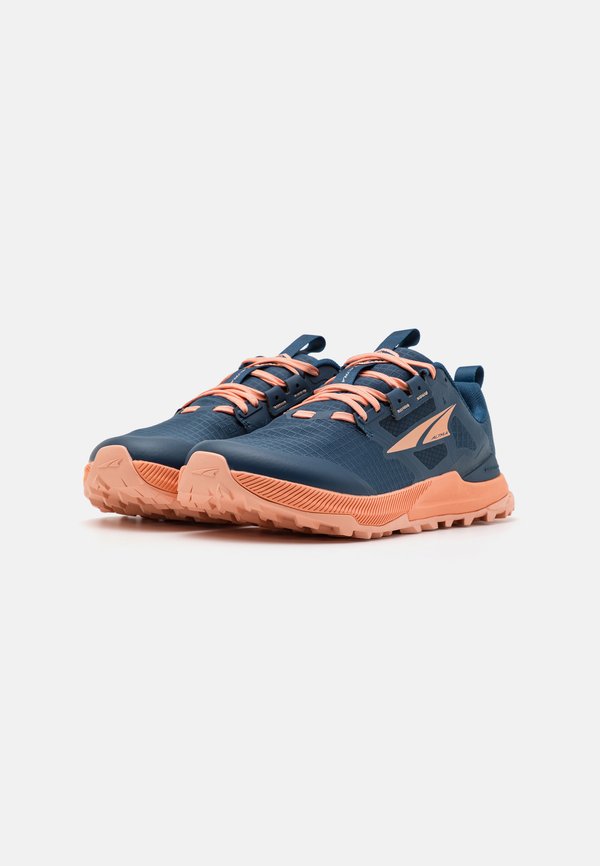 Altra LONE PEAK 8