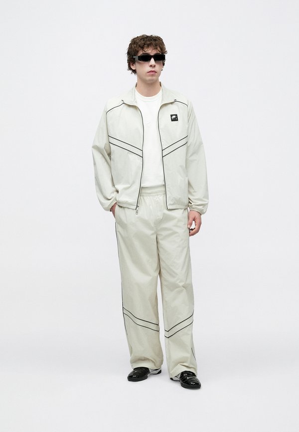 Nike Sportswear