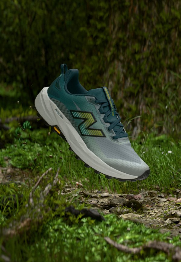 New Balance REBEL - Trail running shoes - medusa green/shadow grey