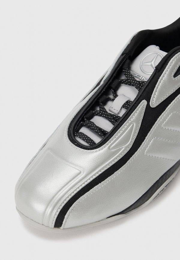 adidas Originals ADIRACER GT MERCEDES AMG PETRONAS F1 TEAM