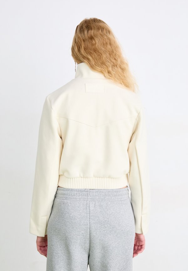 Nike Sportswear TAILORED