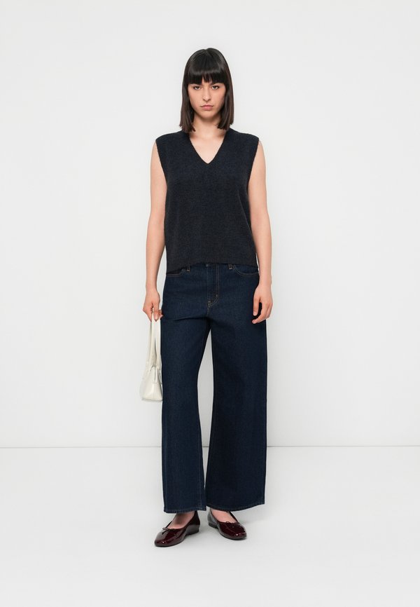 JDY JDYELANORA S/L VN VEST KNT