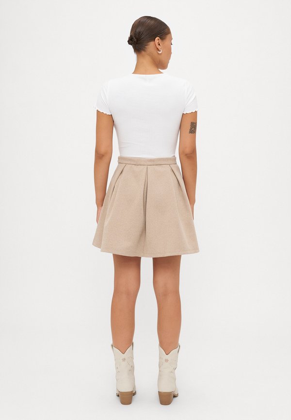 Vero Moda Petite VMKLEA SHORT SKIRT
