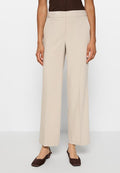 DKNY