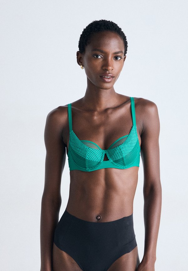 Chantelle VERY COVERING UNDERWIRED BRA