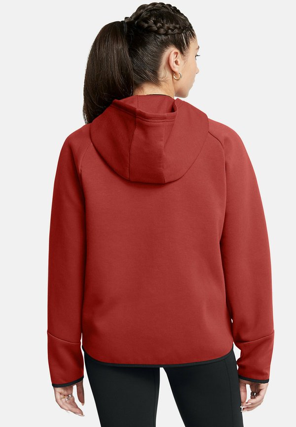 Under Armour UNSTOPPABLE FLEECE