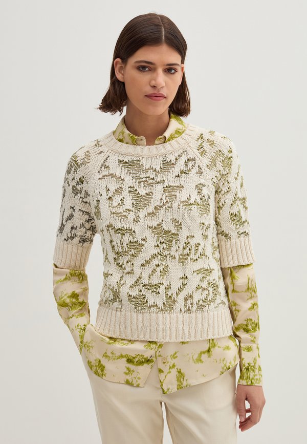 Stefanel  WITH ELBOW LENGTH SLEEVES