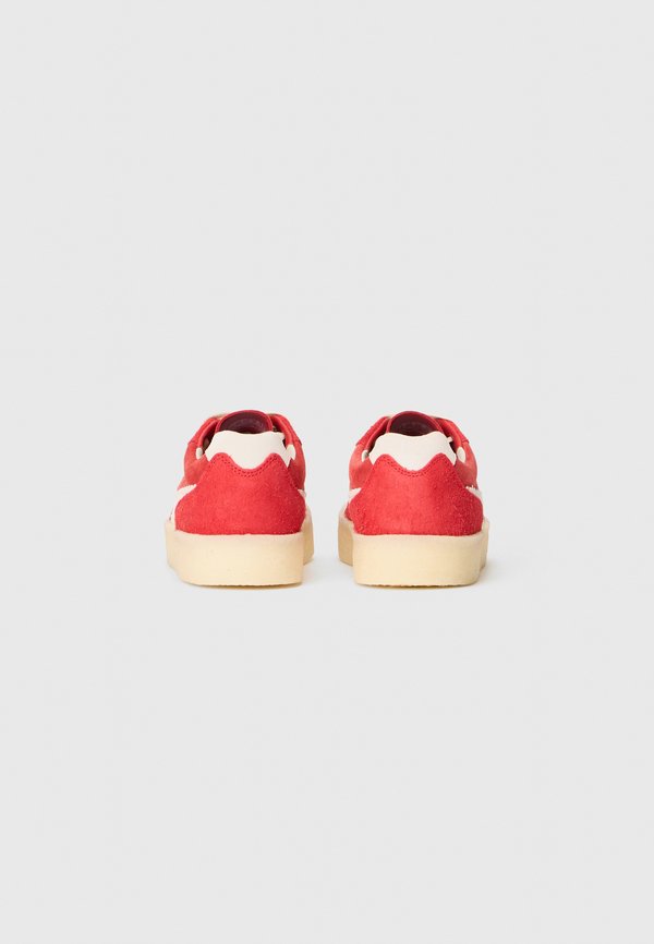 Clarks Originals TOR 80