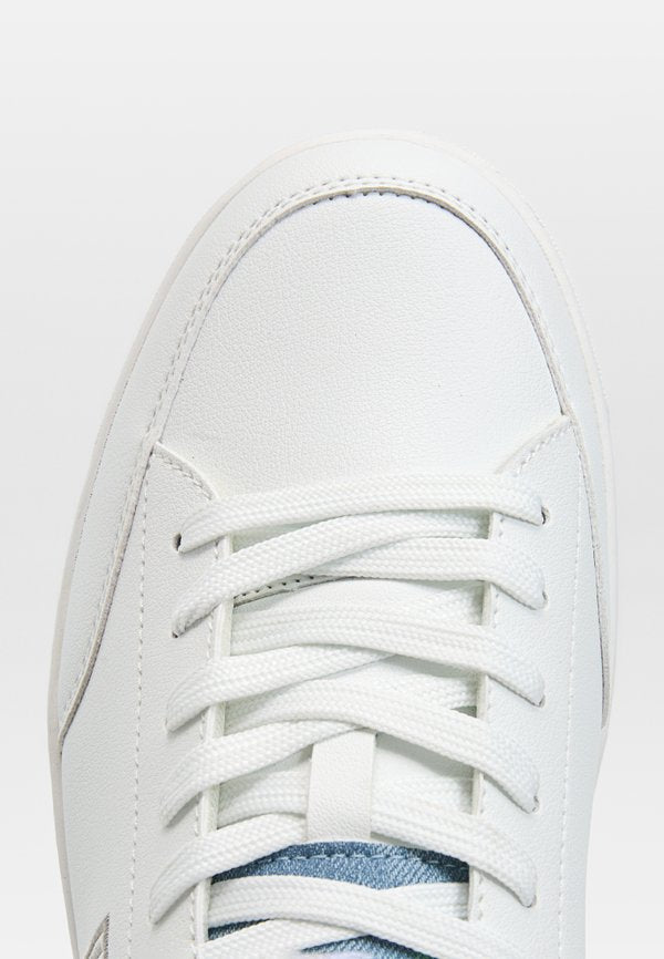 Fila COURTBAY