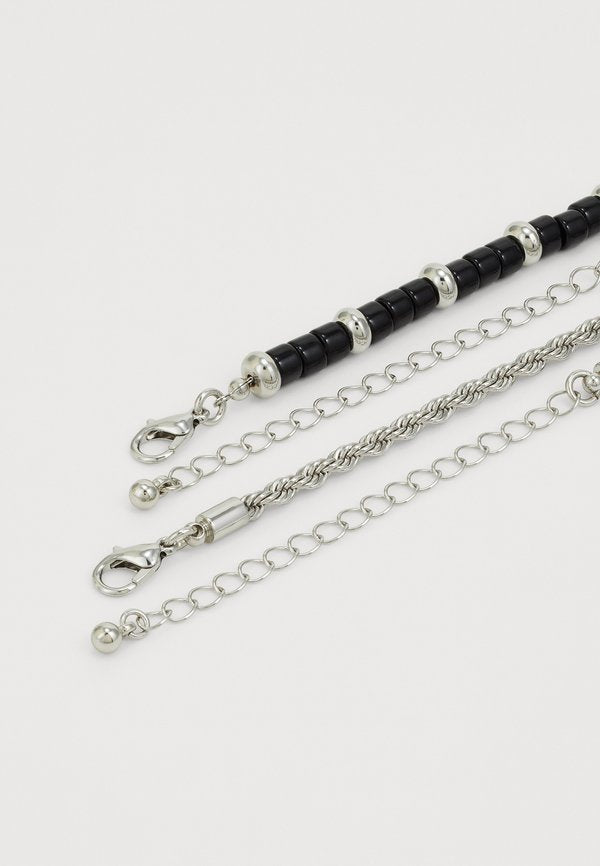 Pier One by Zalando 2 PACK