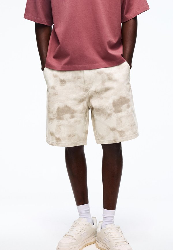Bershka PRINT - Denim shorts - grey