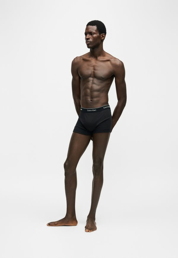 Calvin Klein Underwear 3 PACK - Trunks - black