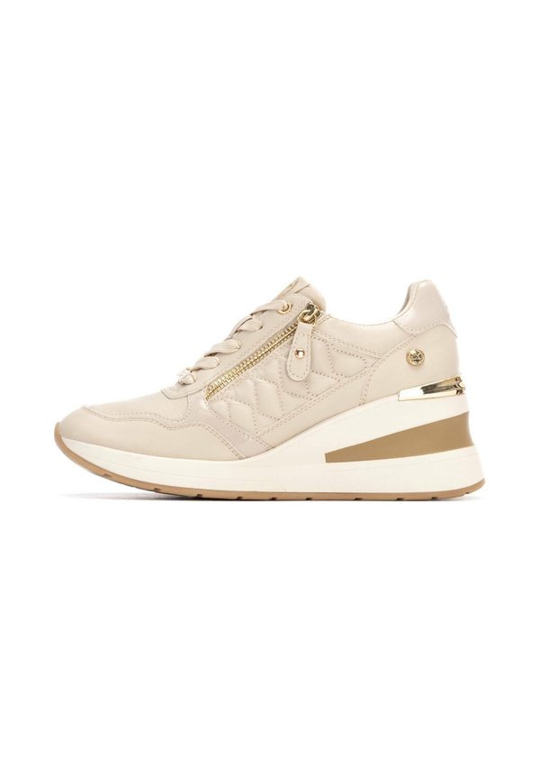 XTI SNEAKER