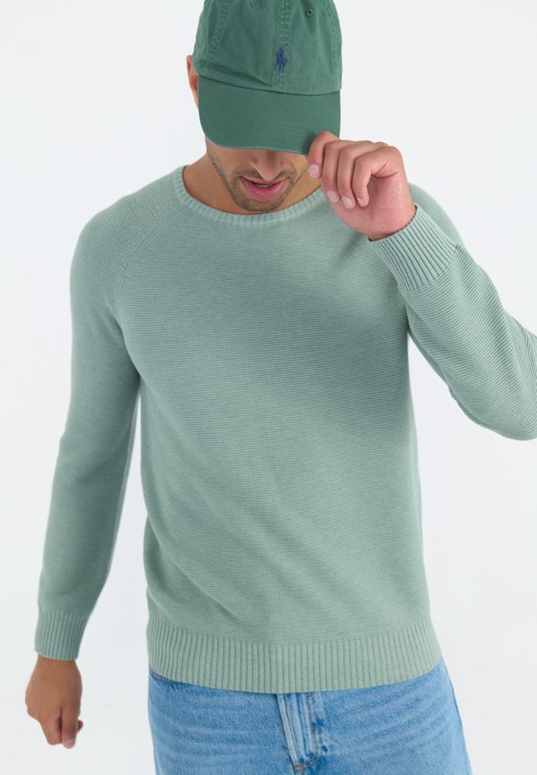 Pier One by Zalando