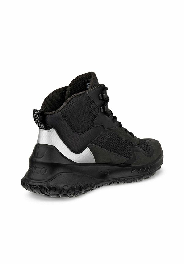 ECCO ULT-TRN