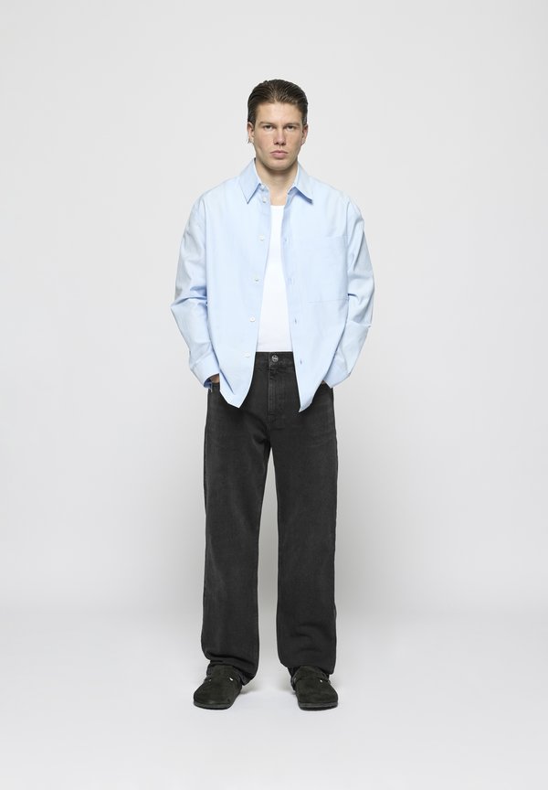 EIGHTYFIVE DISTRESSED