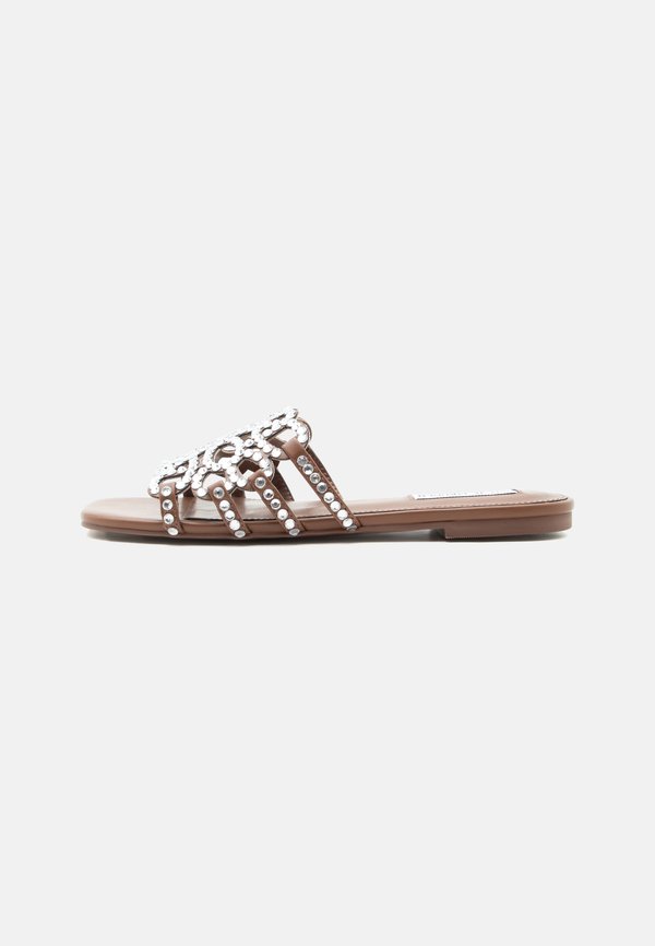 Steve Madden LOTUS