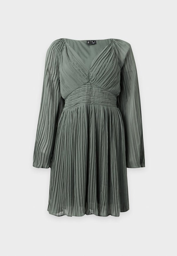 Vero Moda VMDORA LS SHORT PLISSE DRESS WVN EXP