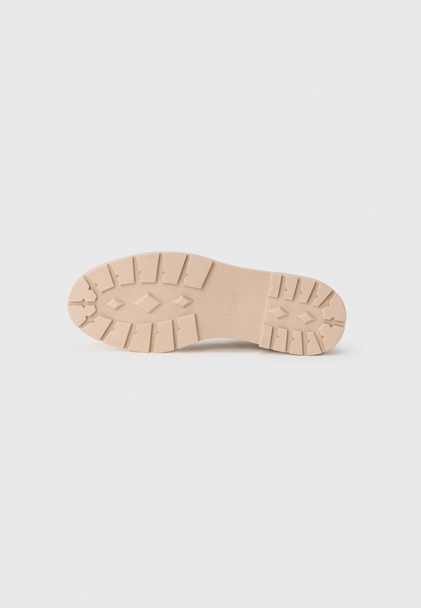 TOMS ALAYA
