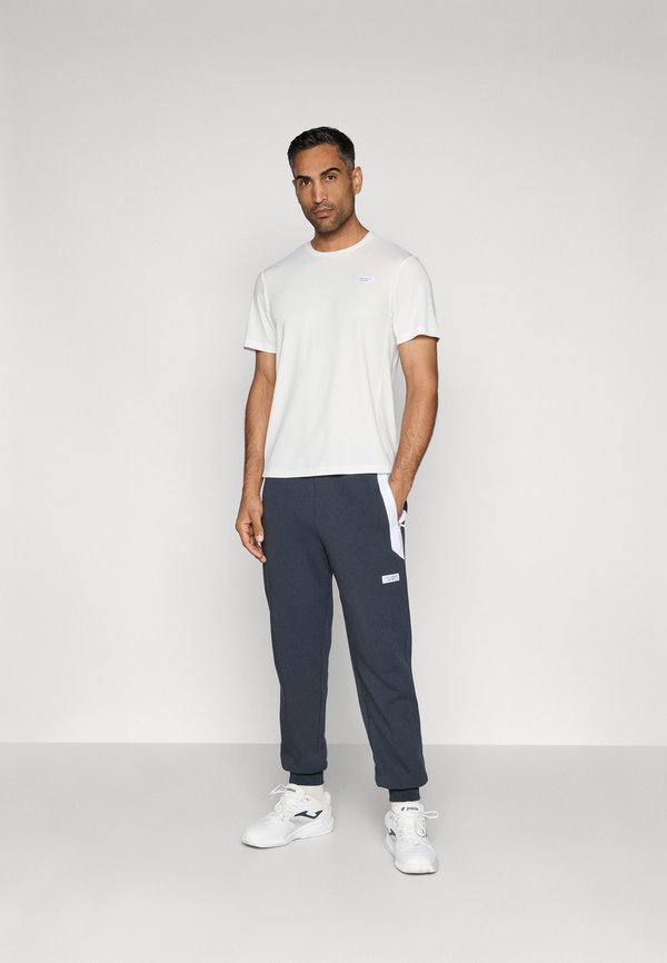 Ted Baker Sports IDRIS
