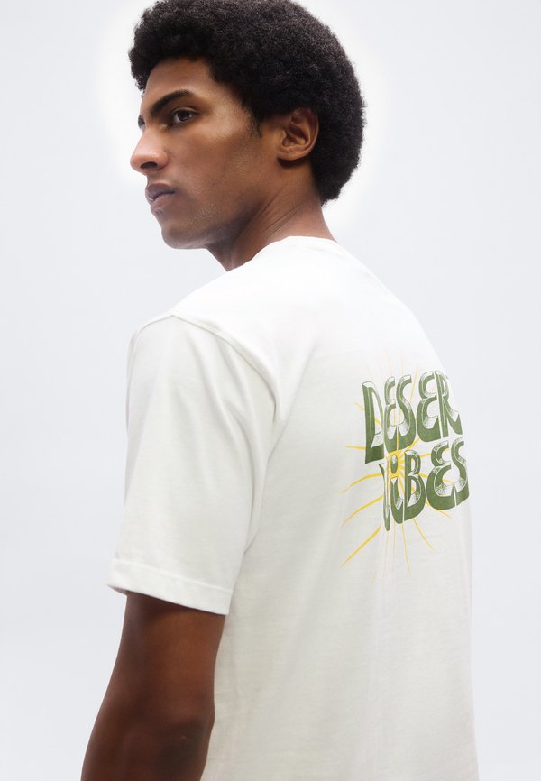 Scotch & Soda FRONT AND BACK ARTWORK RELAXED FIT