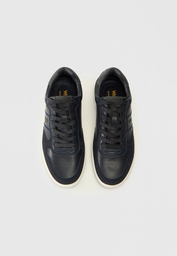 Wrangler RUSTY MEN LOW