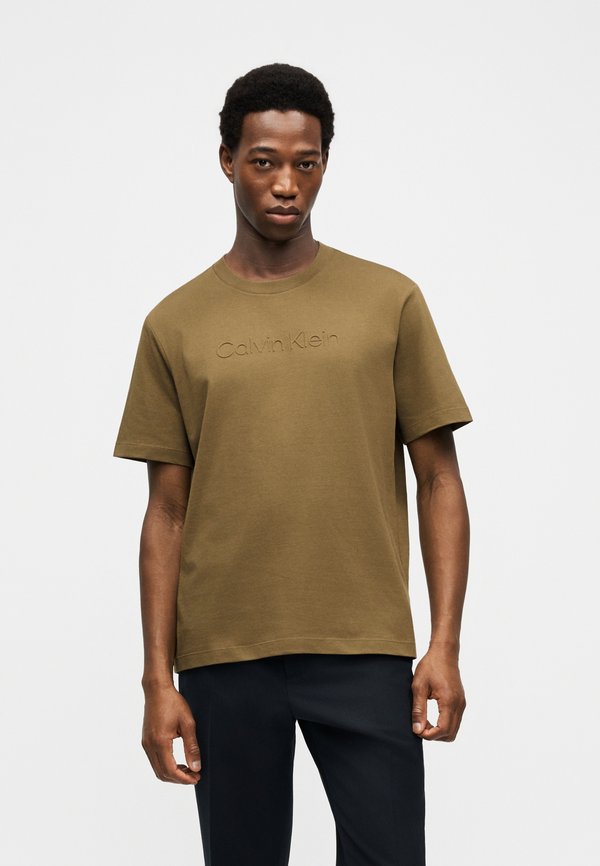 Calvin Klein WHOLESALE SPORTSWEAR GRAP GRAPHIC TEE