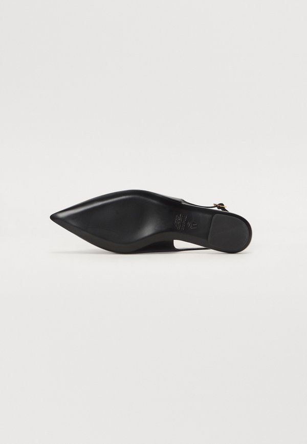 Stuart Weitzman STUART ROSIE