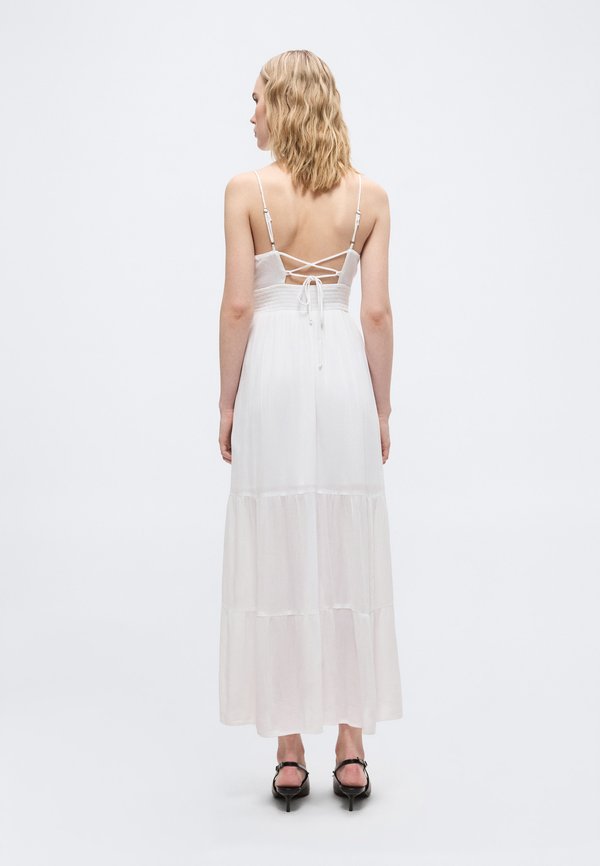 Hollister Co. BARE EMBROIDERY