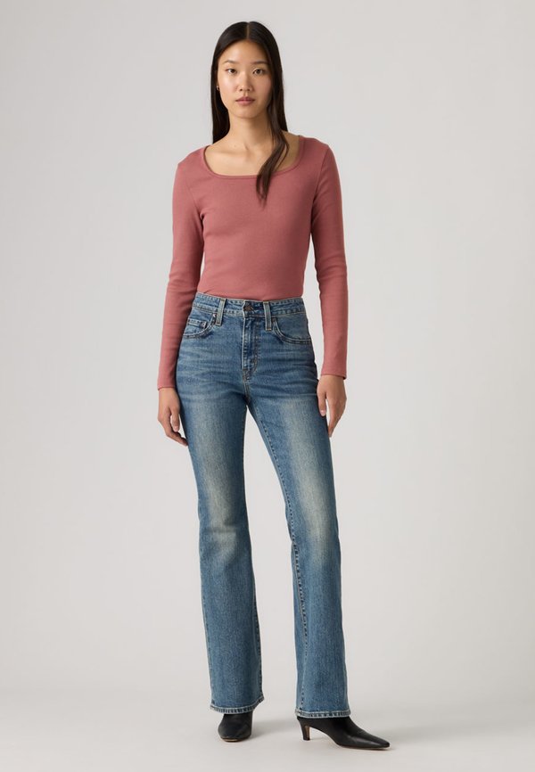 Levi's® 726® HIGH RISE FLARE