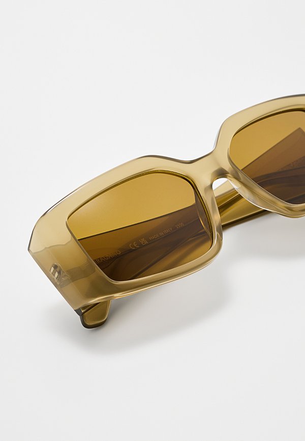 FERRAGAMO SF1101S