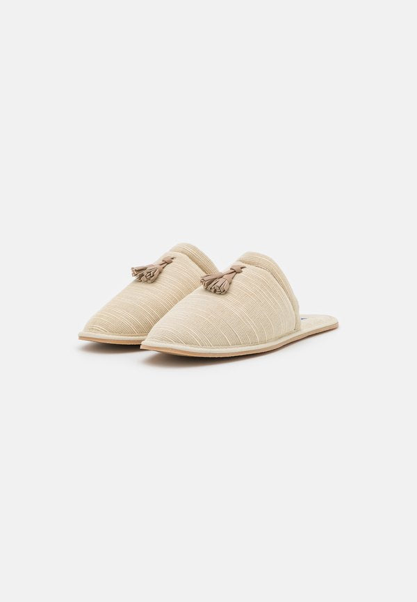 Chatelles SOFT SLIPPER WITH TASSEL
