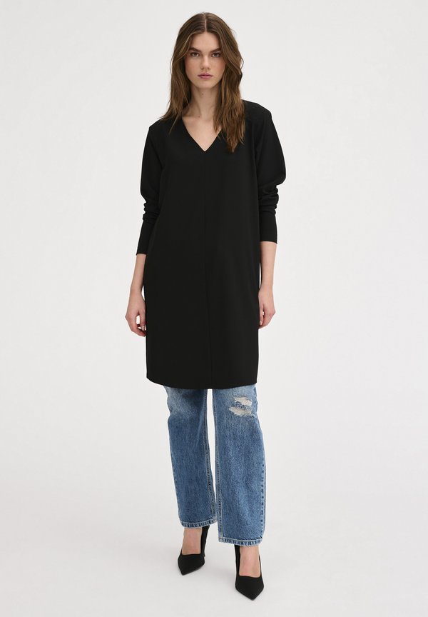 My Essential Wardrobe ZOLAMW