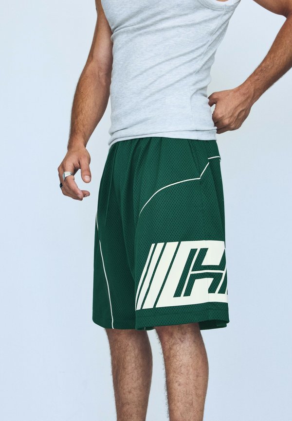 Bershka MESH PIPINGS -  BERMUDA SHORT - Tracksuit bottoms - evergreen