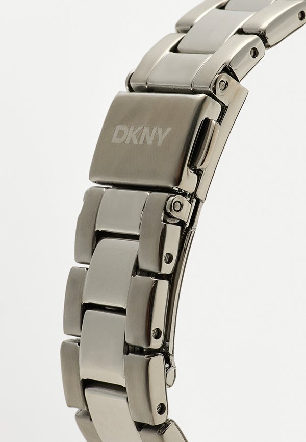 DKNY