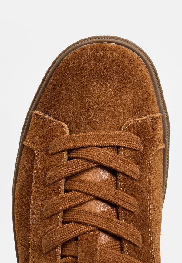 Bianco Suede trainers BIAJACK