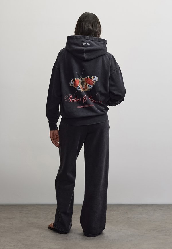 Pegador FIA OVERSIZED HOODIE