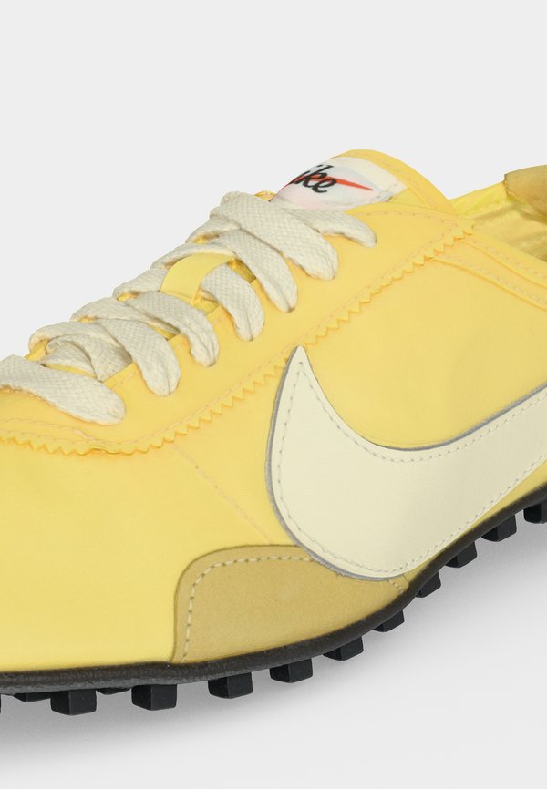 Nike Sportswear MOON SHOE OG