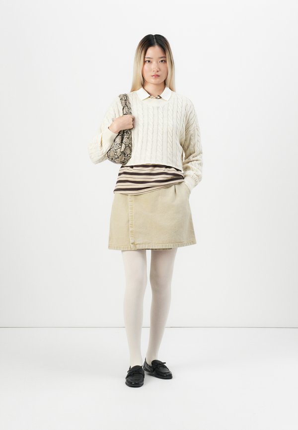ONLY ONLBIRTIE SHORT CABLE O NECK