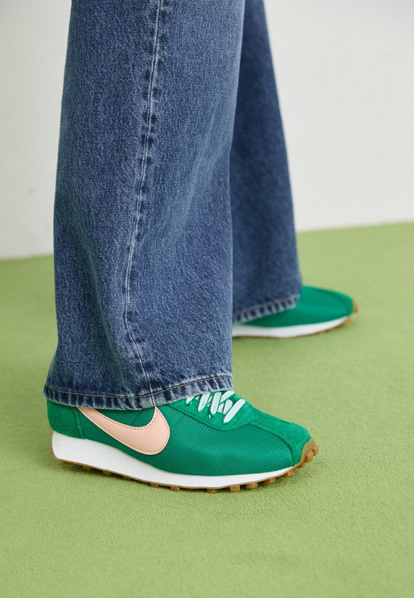 Nike Sportswear LD-1000 SE