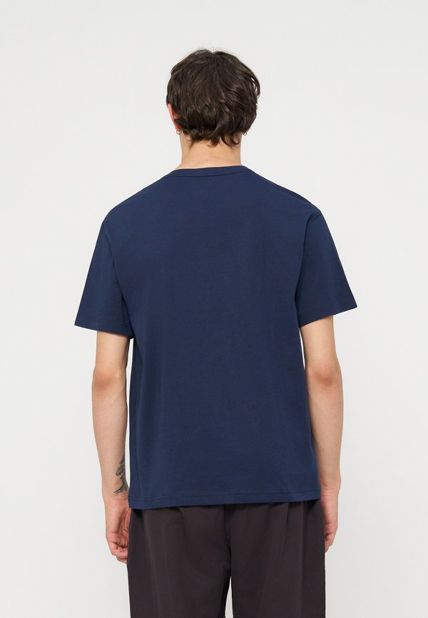 EA7 Emporio Armani