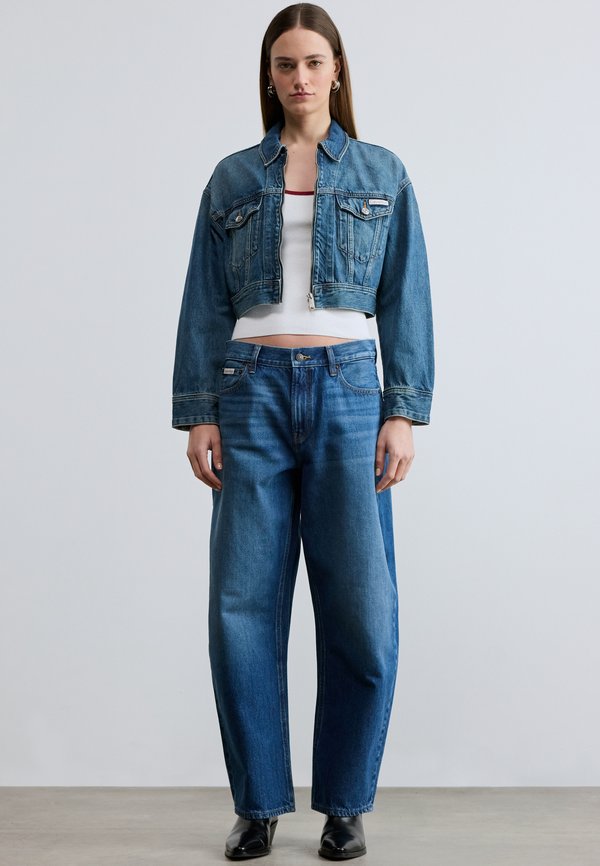 Calvin Klein Jeans RELAXED BARREL