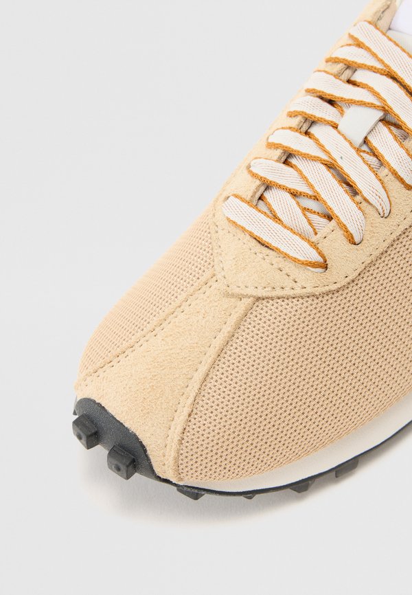Nike Sportswear LD-1000 SE