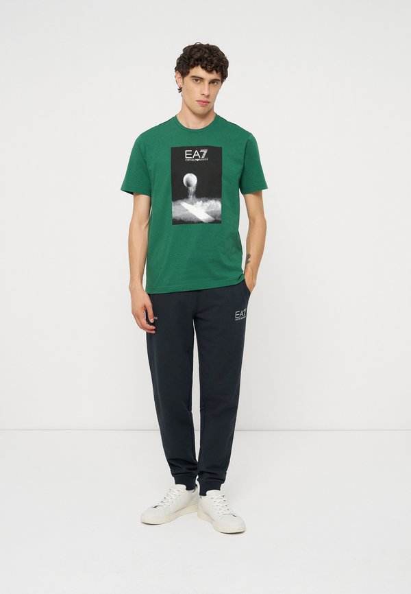 EA7 Emporio Armani