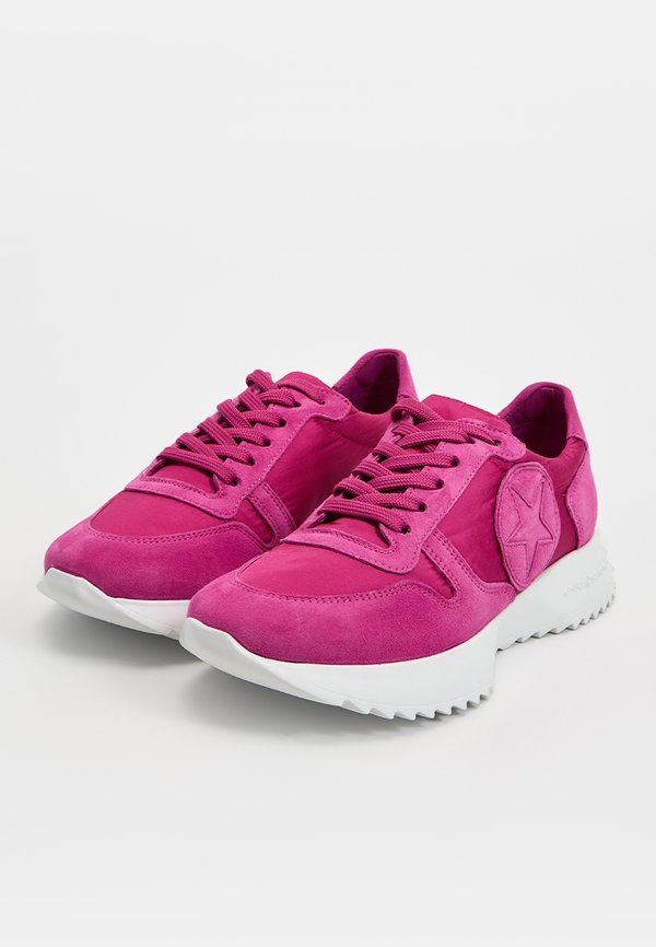 Kennel + Schmenger PULL