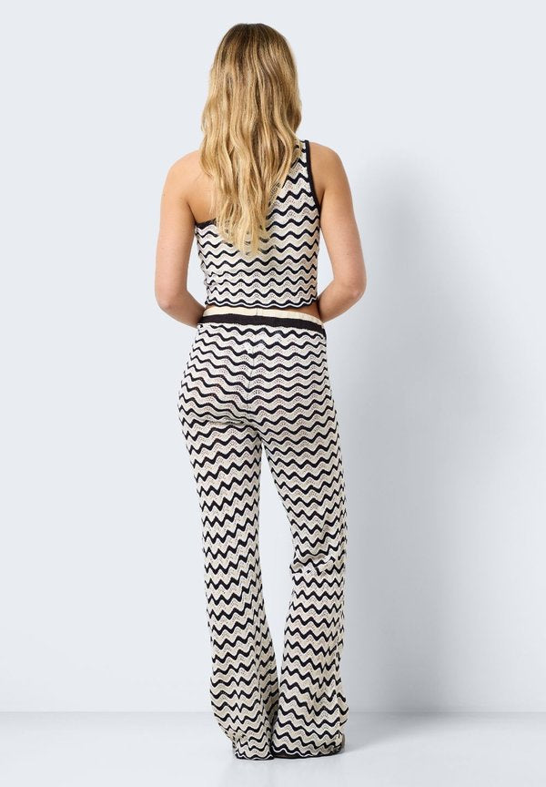 Noisy May SADIE ONE SHOULDER CROP
