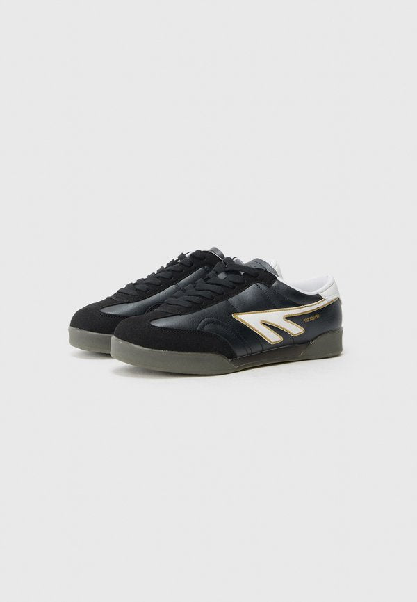 HI-TEC HTS74 PRO SQUASH 84 UNISEX