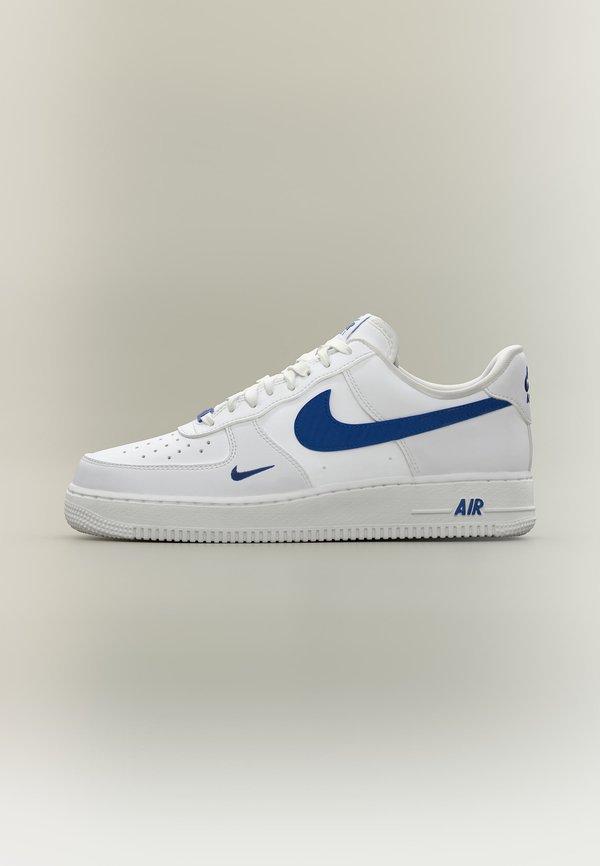 Nike Sportswear AIR FORCE 1 07' TECH ESS - Trainers - white/game royal